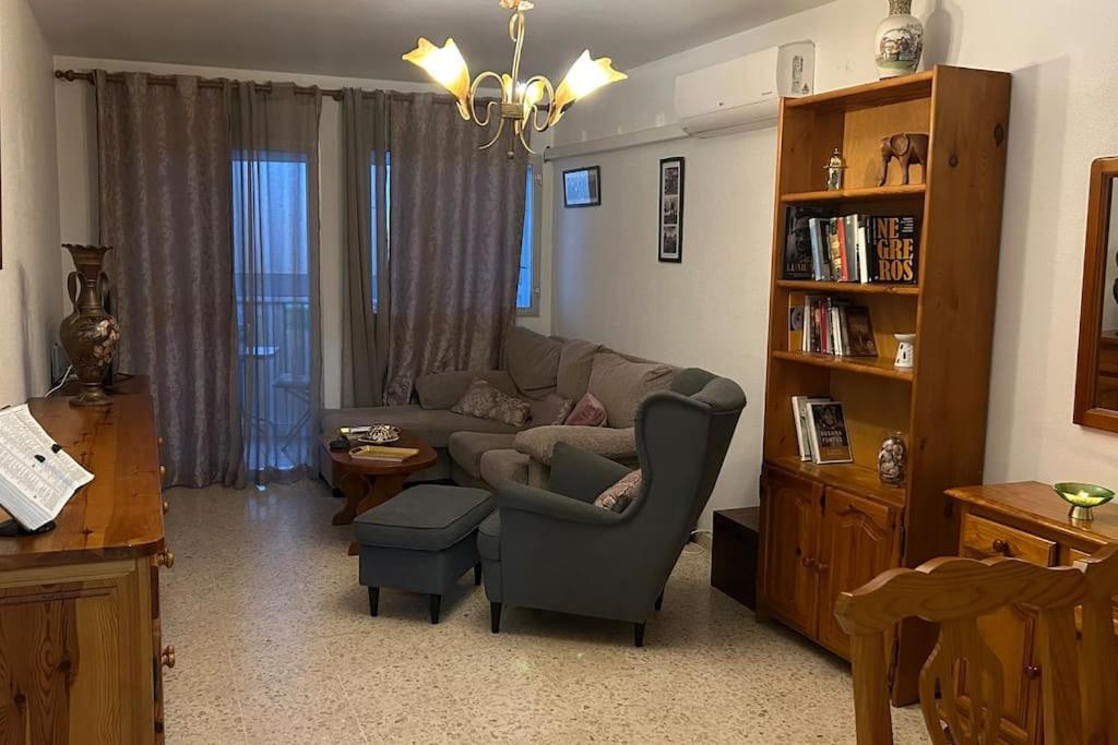 Mar Y Gibraltar: ¡Tu Refugio! Apartment La Linea de la Concepcion Bagian luar foto